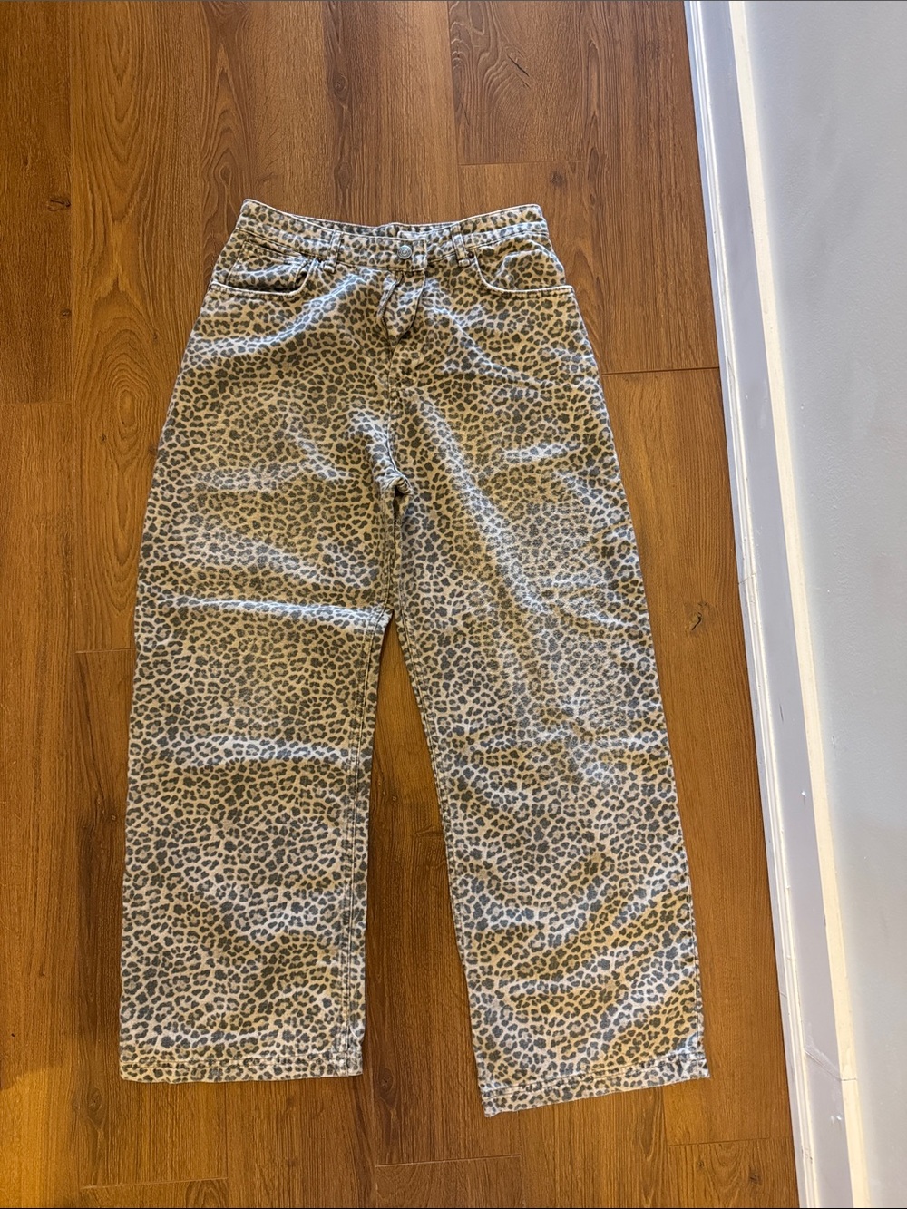 Zara Beige and Black Leopard Print Wide Leg Jeans